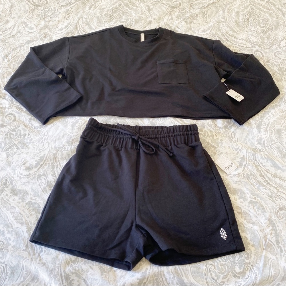 FREE PEOPLE Movement Sunny Set Black Coordinating 2 Piece Set Small NEW NWT - Picture 2 of 15